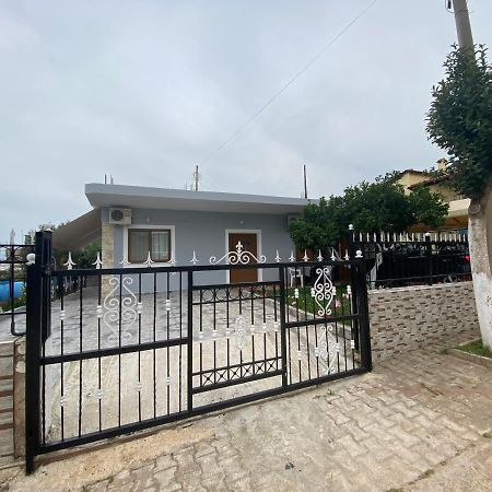 Eraldo Brahimi Apartaments Ksamil Esterno foto