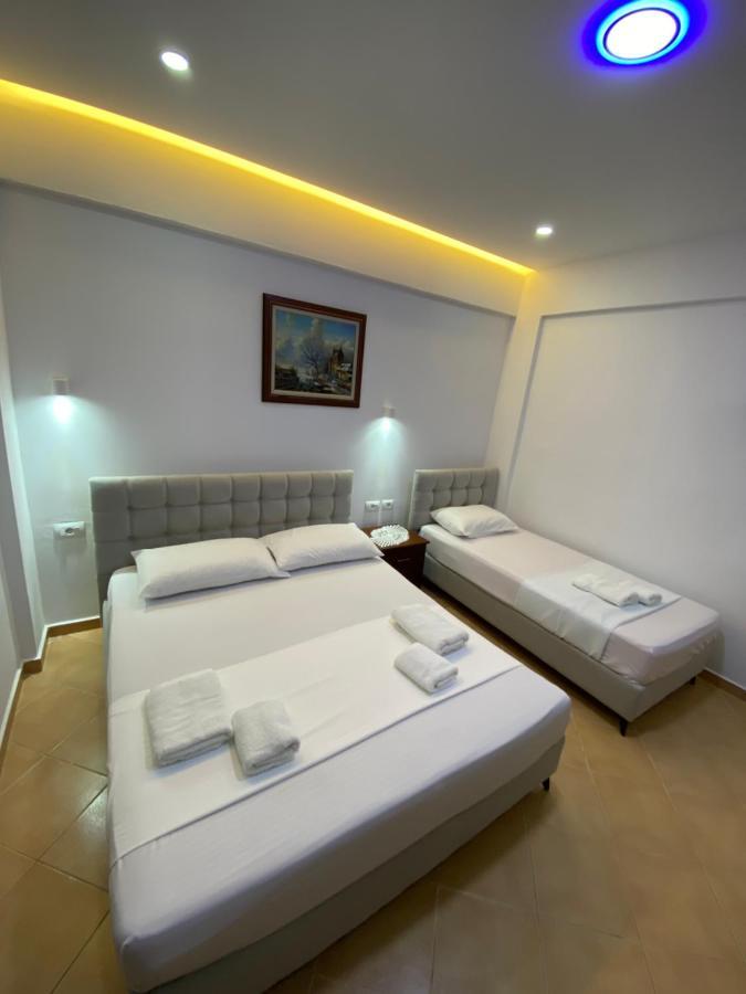 Eraldo Brahimi Apartaments Ksamil Esterno foto