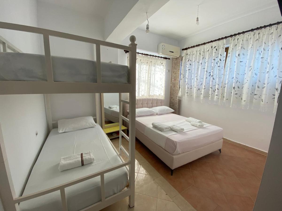 Eraldo Brahimi Apartaments Ksamil Esterno foto