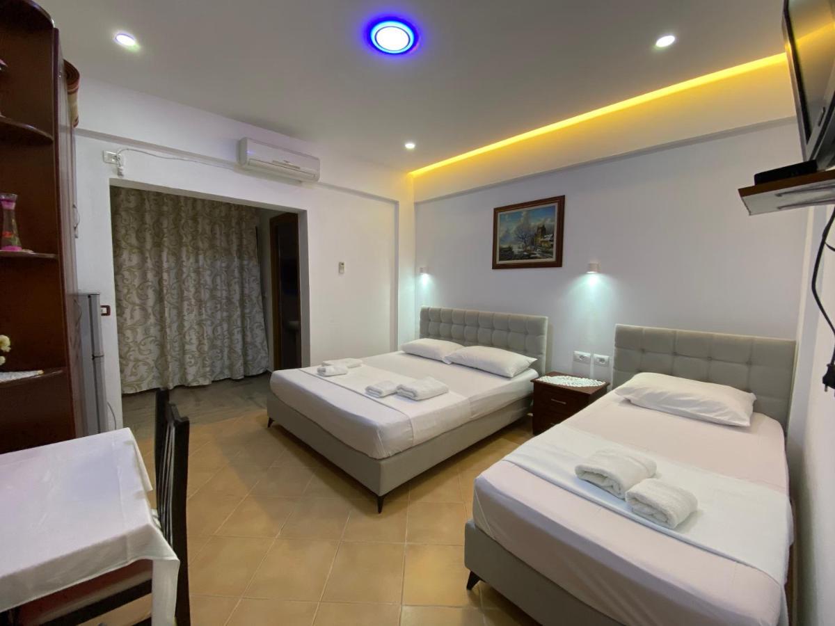 Eraldo Brahimi Apartaments Ksamil Esterno foto
